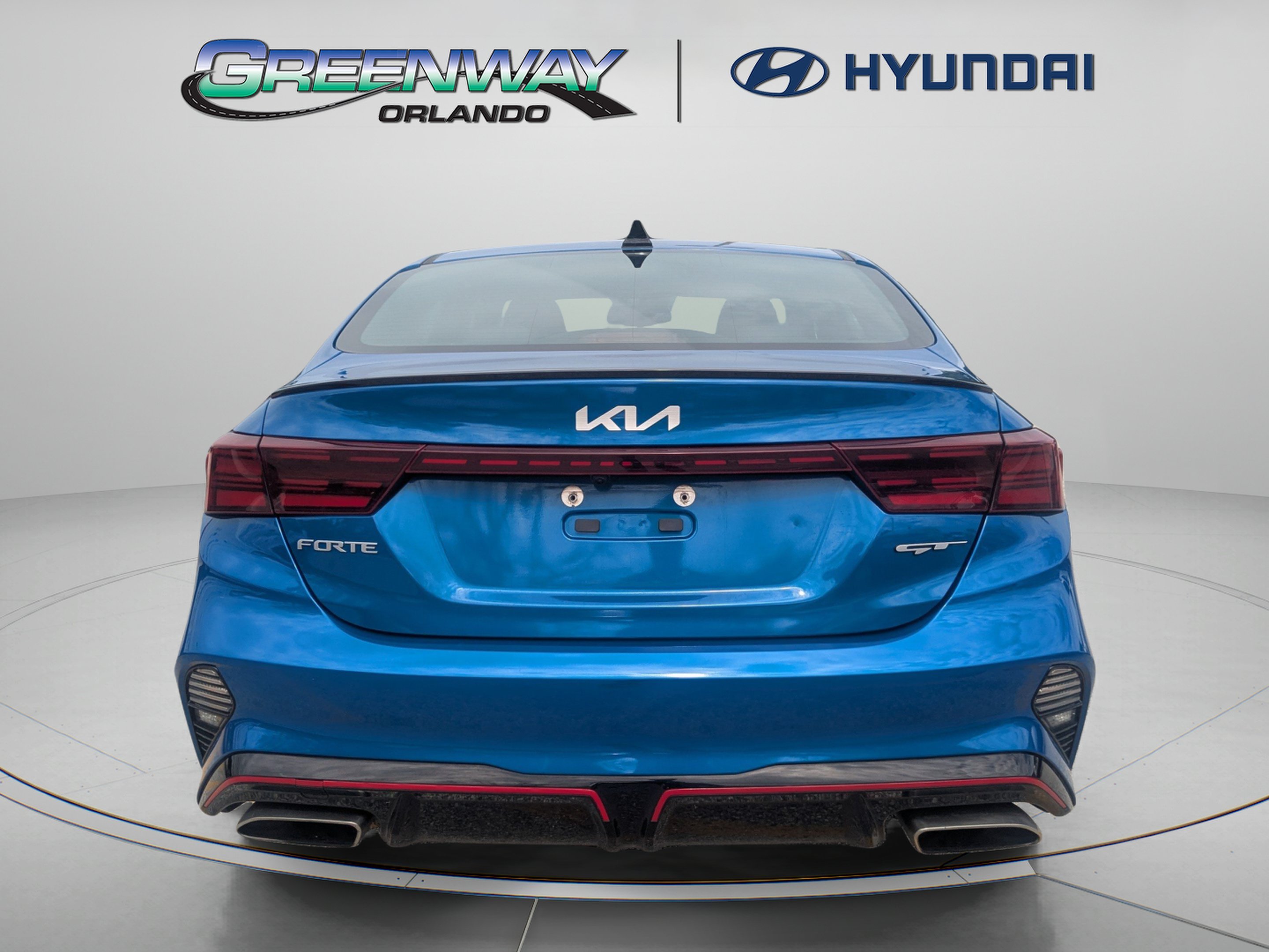 2023 Kia Forte GT - Photo 7