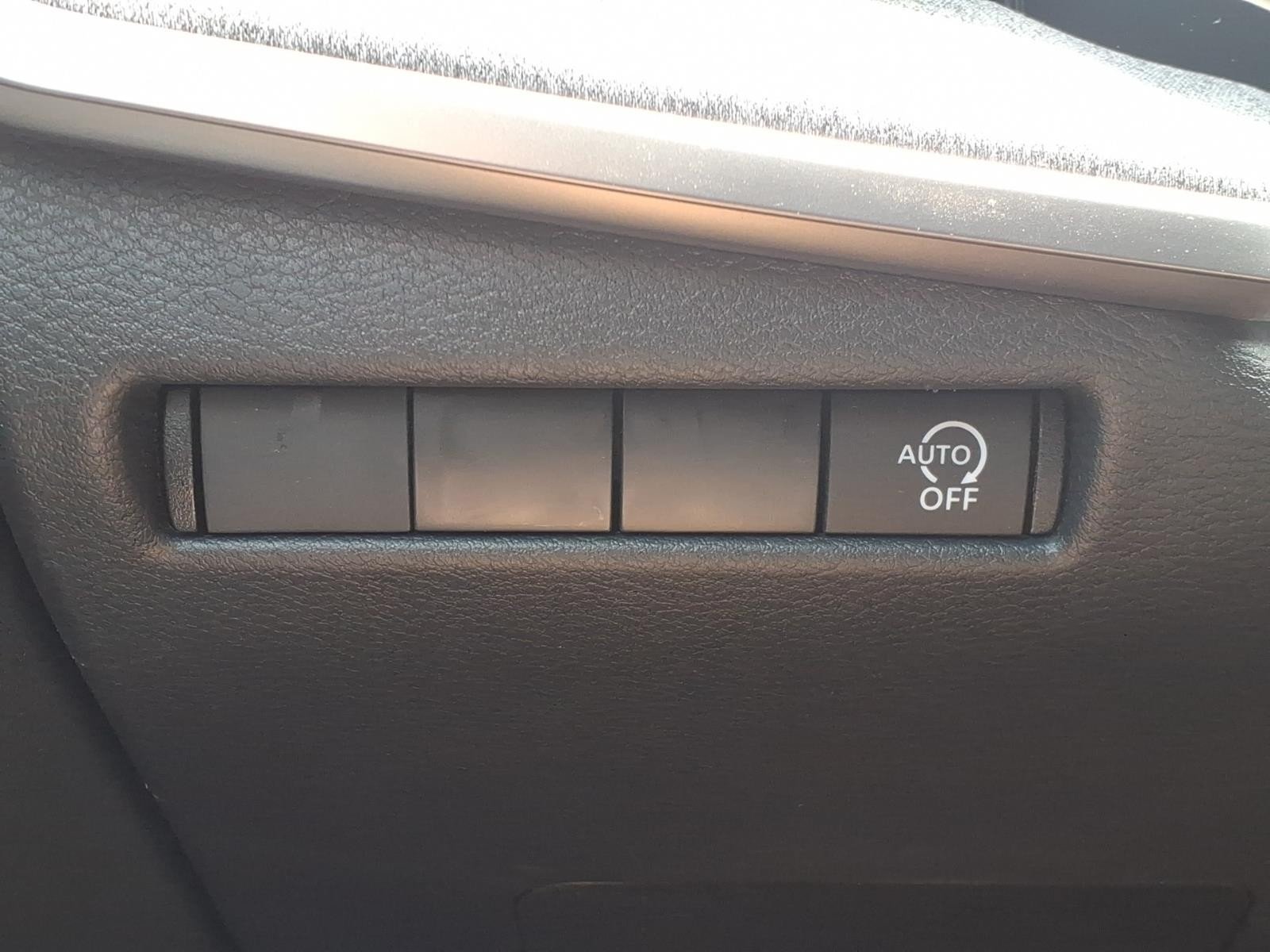 2026 Nissan Kicks SV White at Robbins Nissan