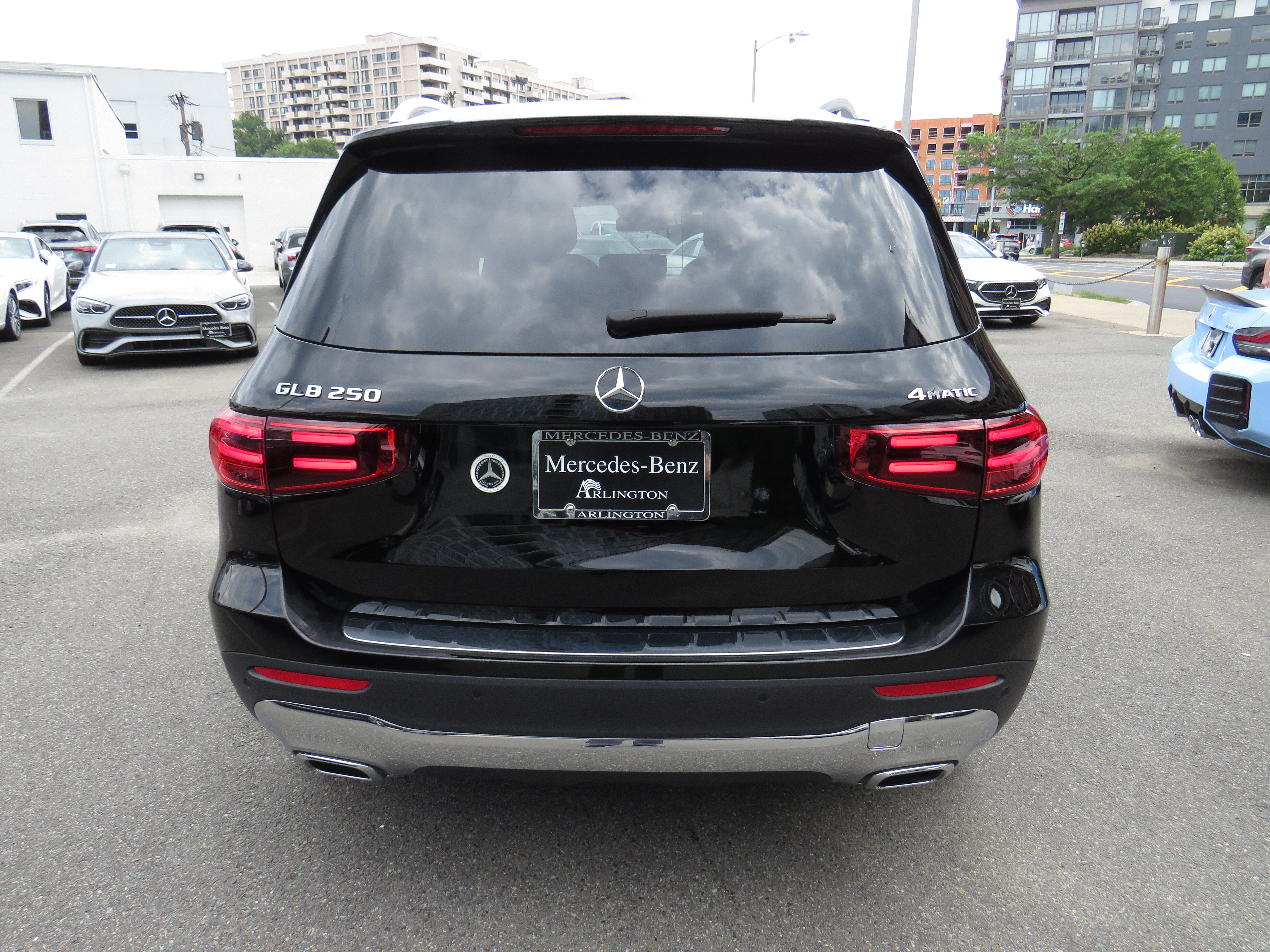 Used 2026 Night Black Mercedes-Benz GLB 250 4MATIC® image 3