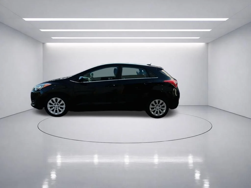 Used 2017 Black Noir Pearl Hyundai Base image 20