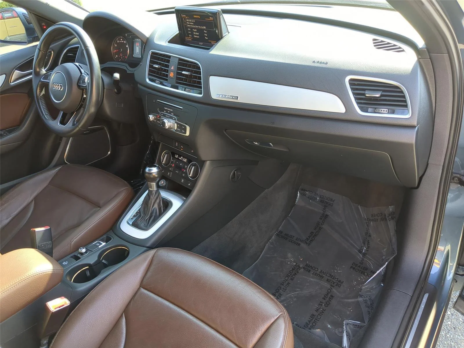 Used 2018 Utopia Blue Metallic Audi Premium Plus image 37