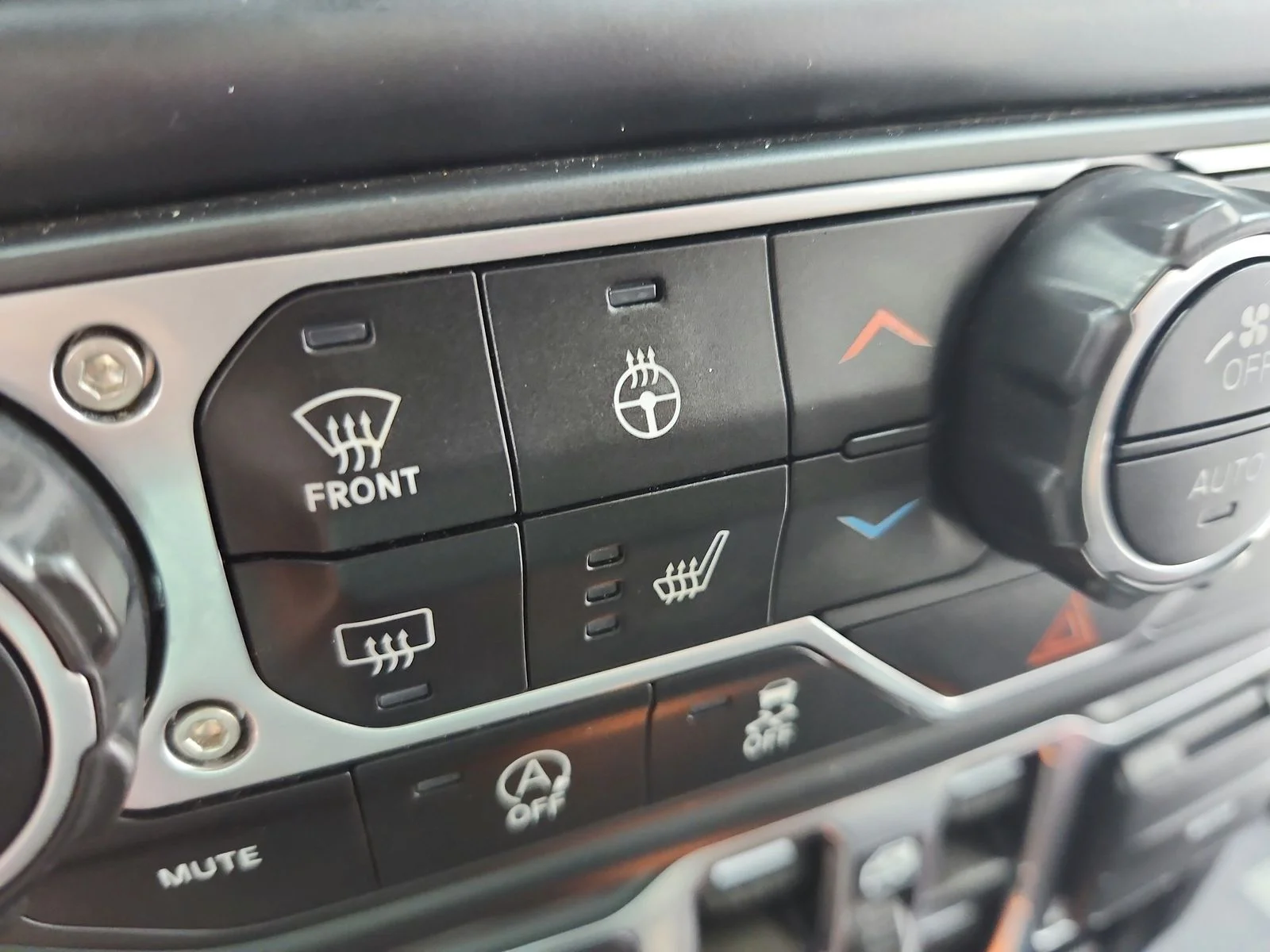 Used 2021 Gray Jeep Unlimited Sport image 33