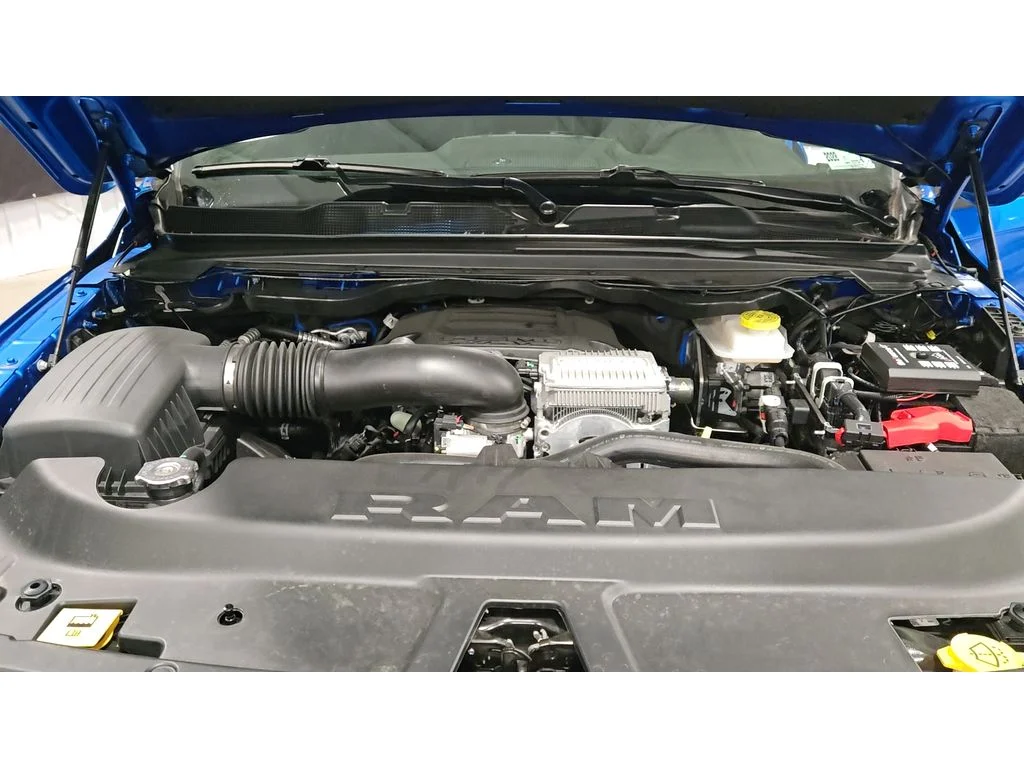 New 2026 Hydro Blue Pearl-Coat Exterior Paint RAM Big Horn Rocky Ridge image 29