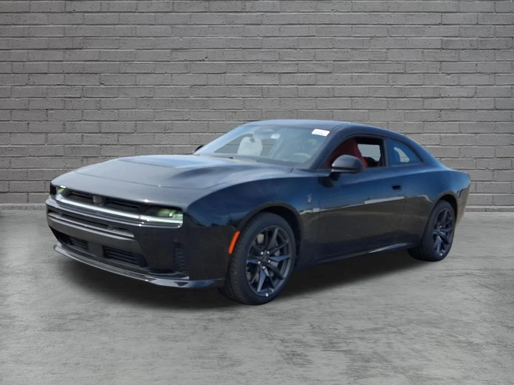 New 2026 Diamond Black Crystal Pearlcoat Dodge Scat Pack Plus image 4