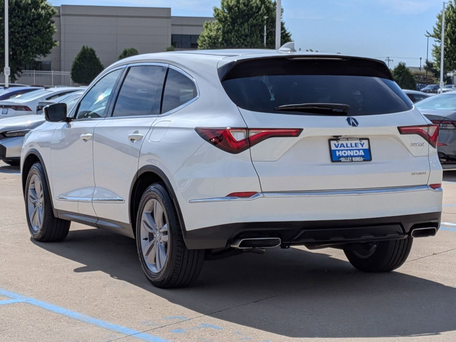 Used 2023 Platinum White Pearl Acura SH-AWD image 8
