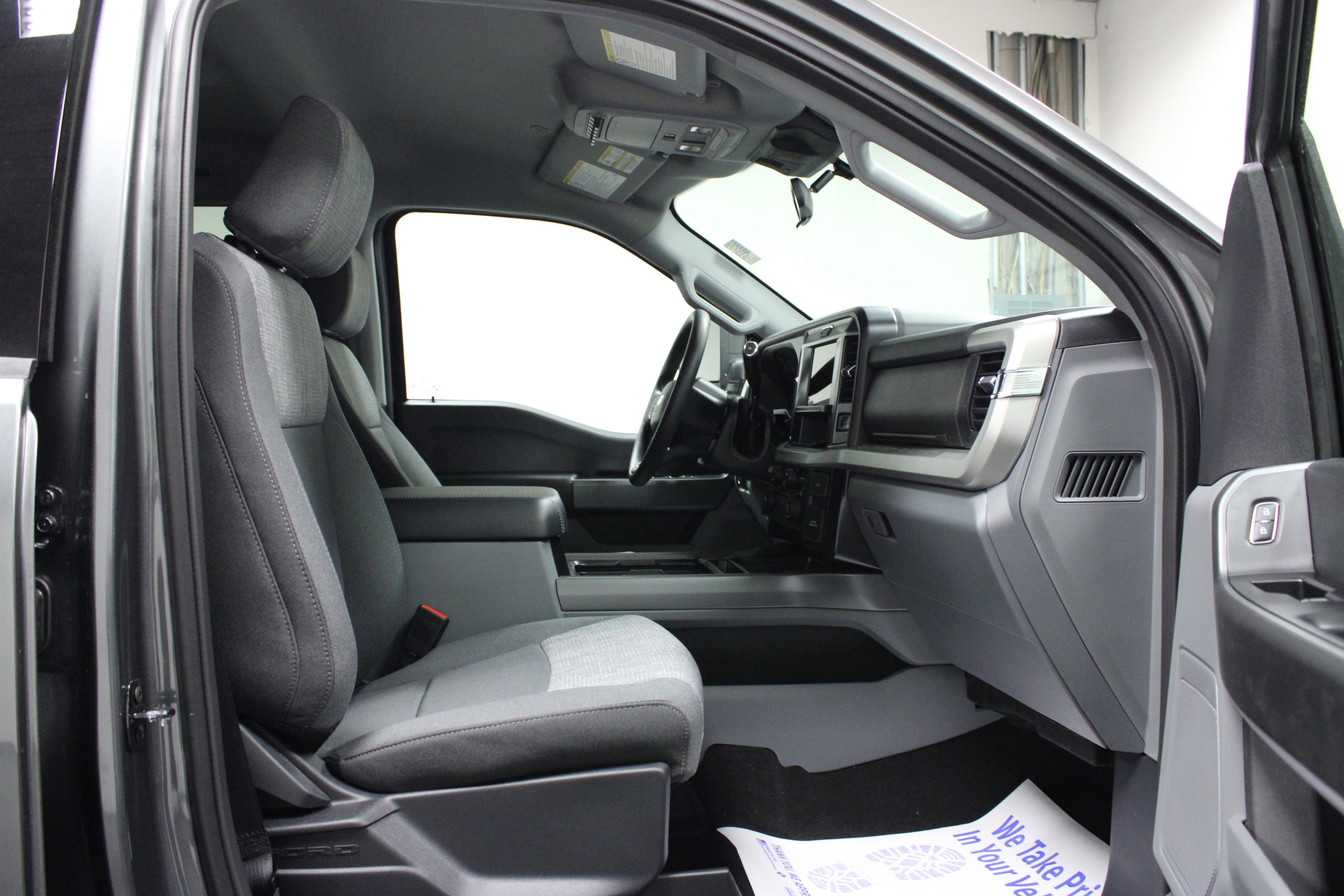 New 2026 Carbonized Gray Metallic Ford XLT image 16