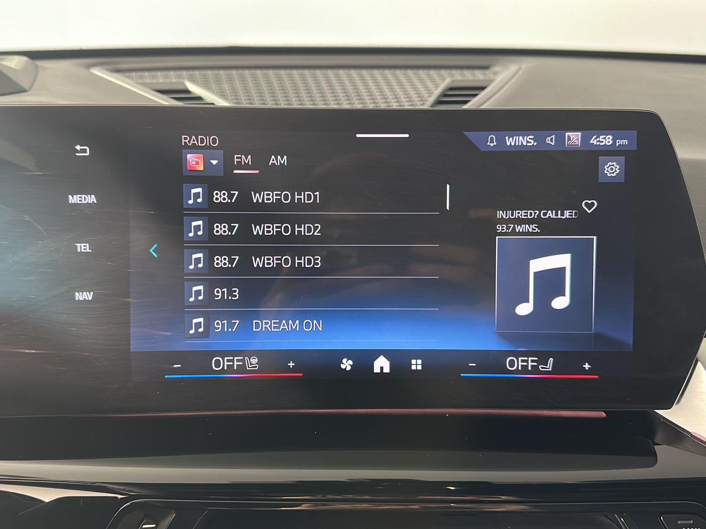 New 2026 Mineral White Metallic BMW xDrive28i image 21