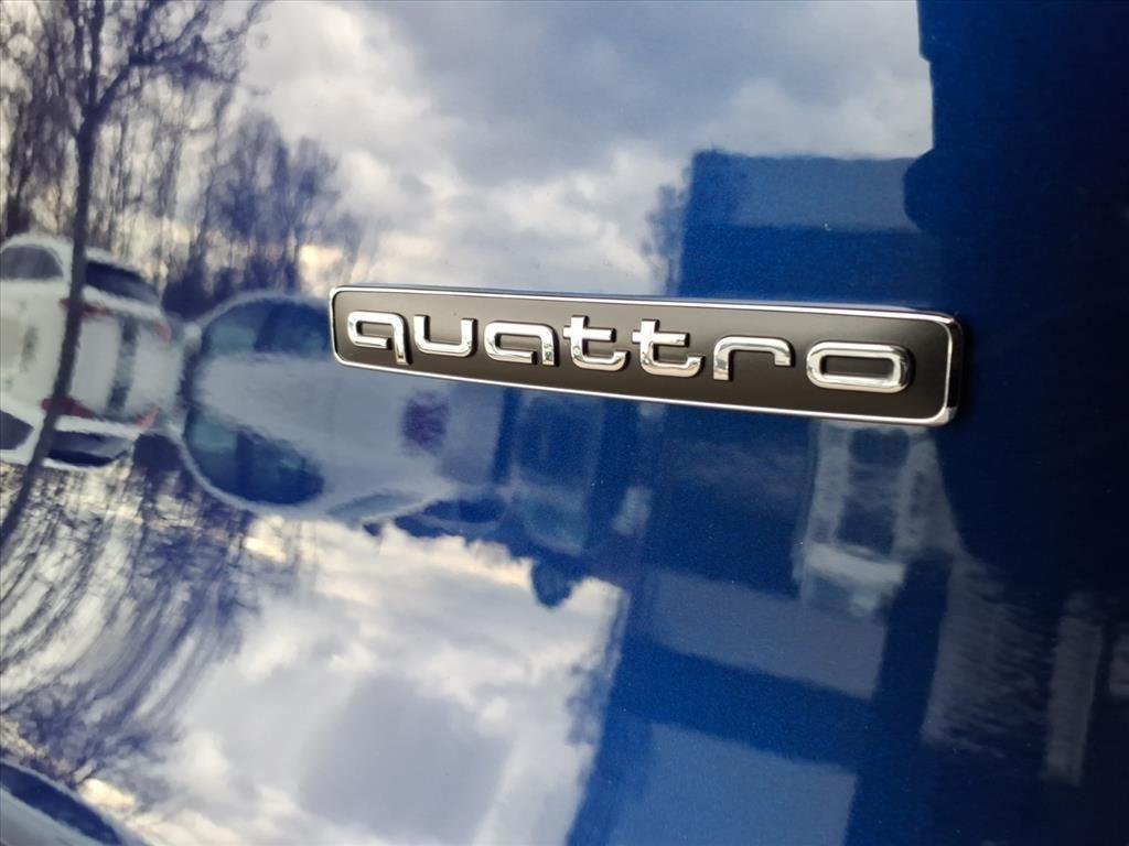 Used 2025 Navarra Blue Metallic Audi Premium Plus image 7