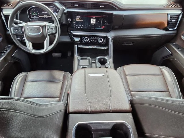 Used 2024 White GMC Denali image 10