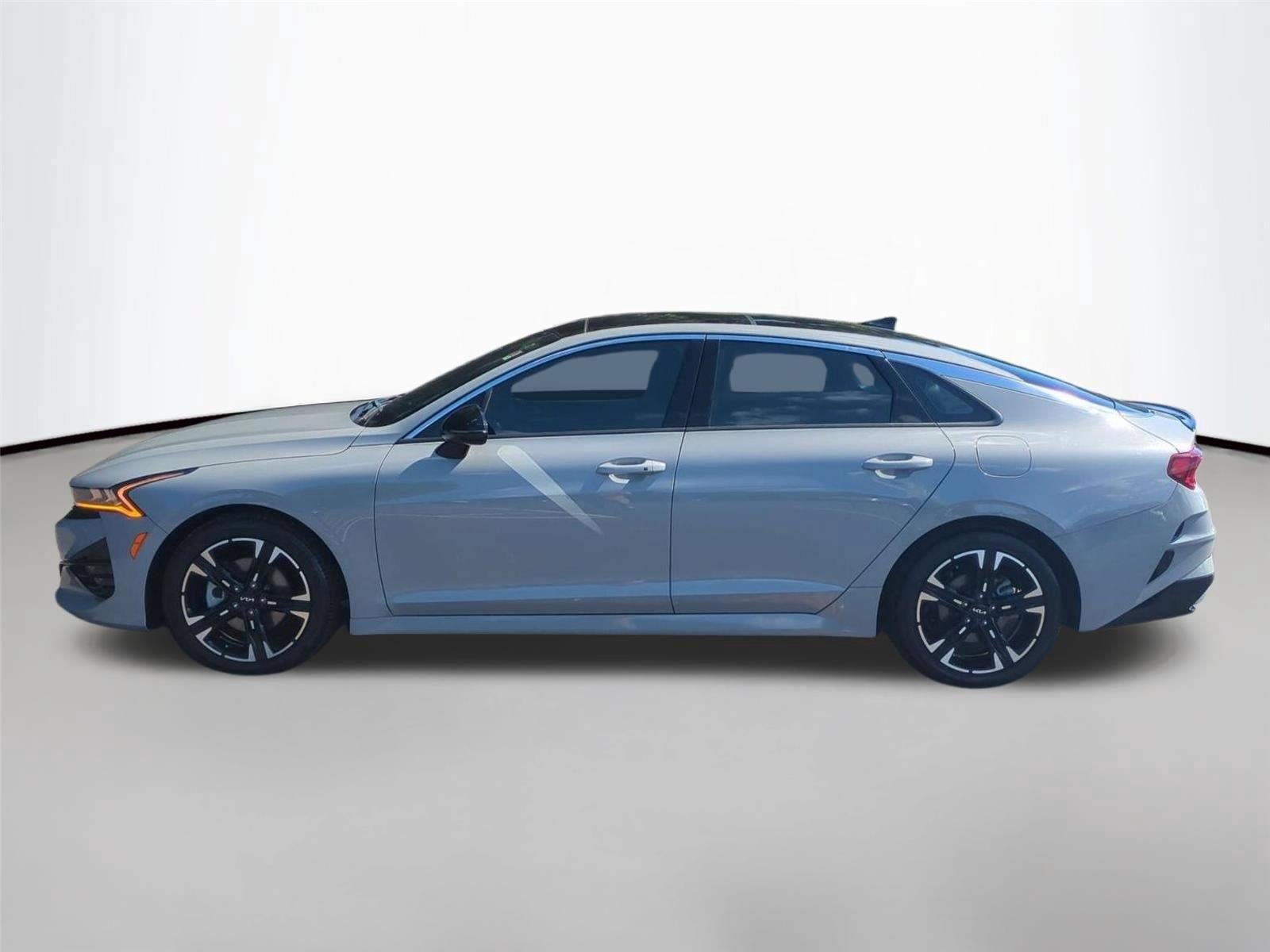 Used 2023 Wolf Gray Kia GT-Line image 2
