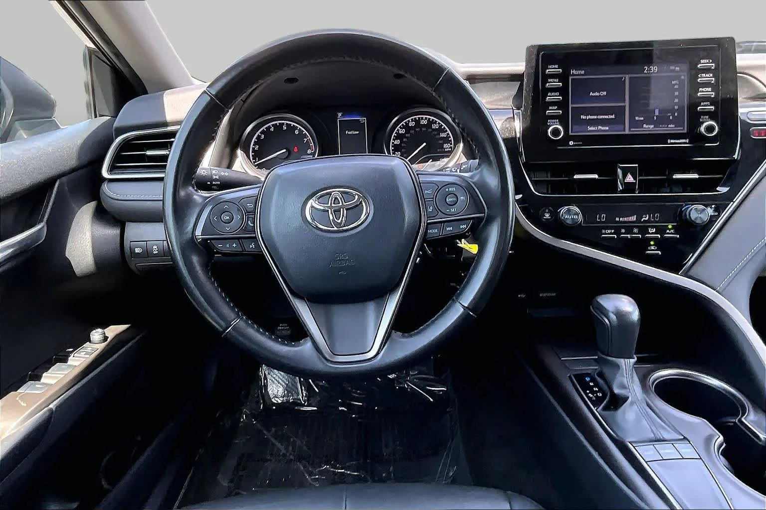 Used 2023 Predawn Gray Mica Toyota SE image 6