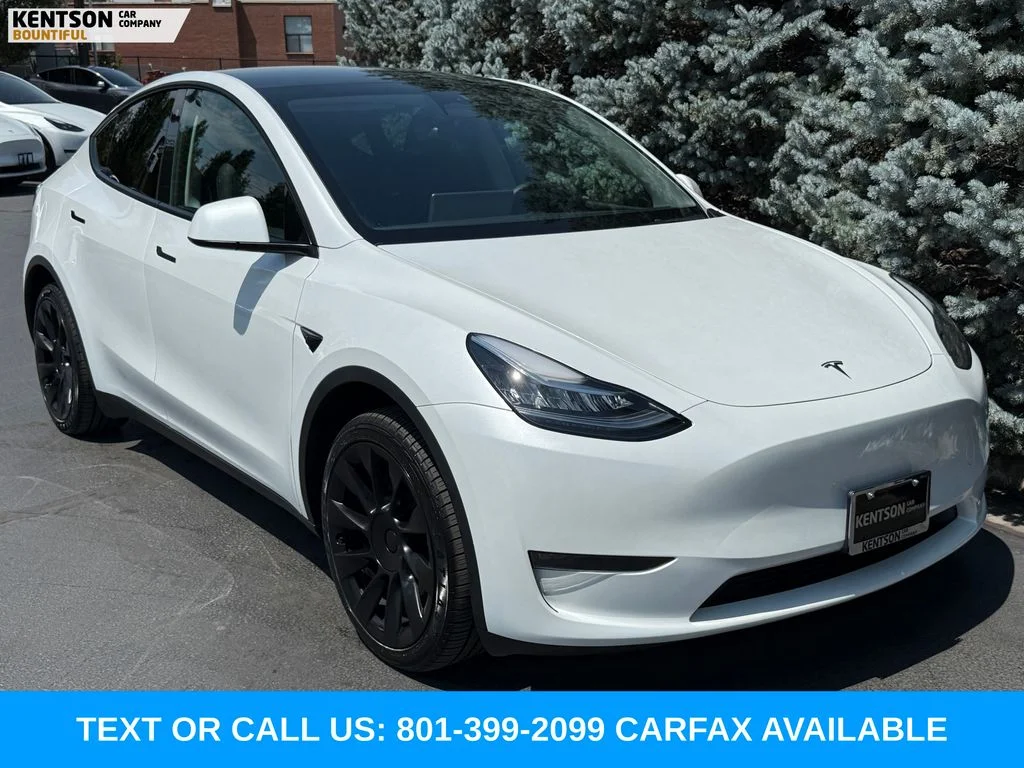 Used 2023 White Tesla Long Range image 12