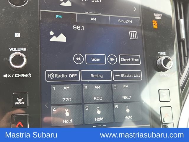Used 2025 Crystal White Pearl Subaru Onyx Edition image 28