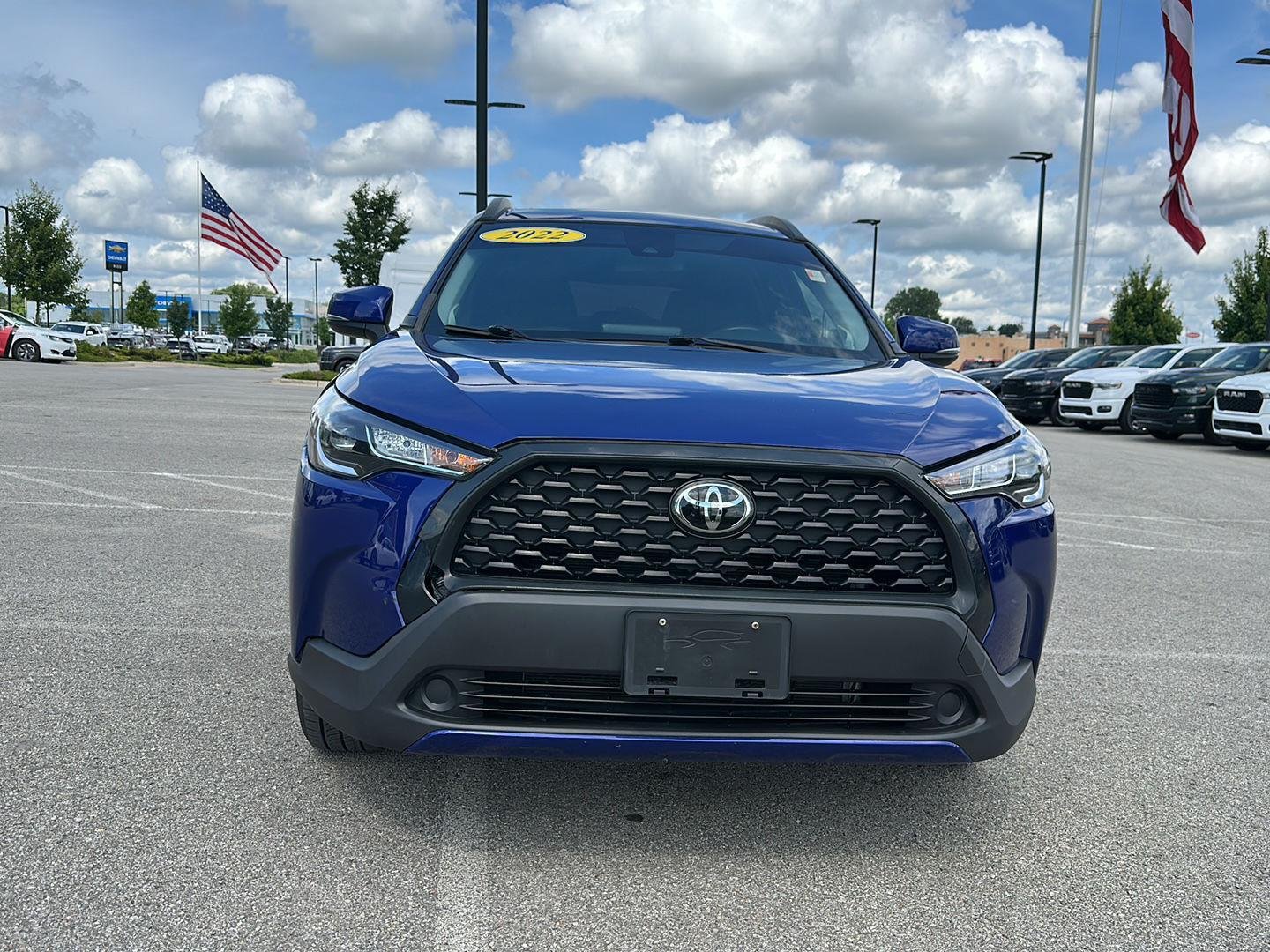 Used 2022 Blue Crush Metallic Toyota LE image 5