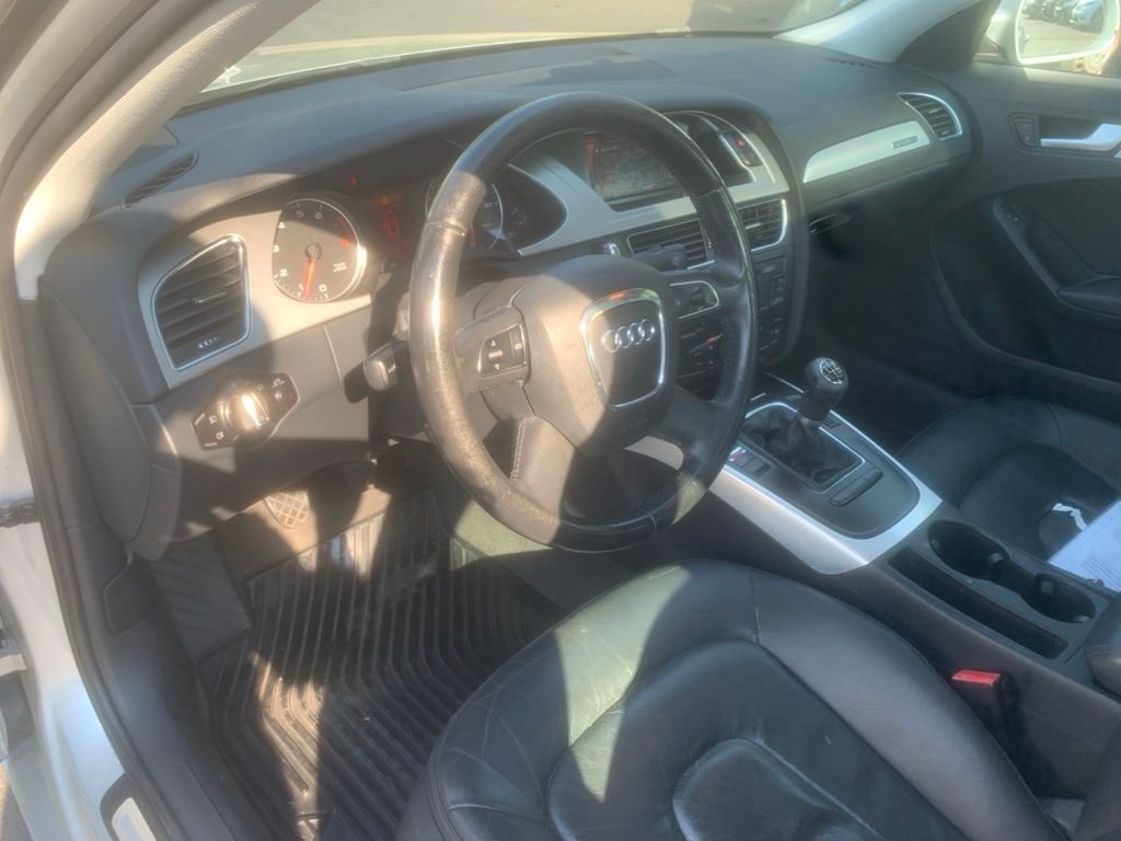 Used 2010 Silver Audi 2.0T Premium image 9