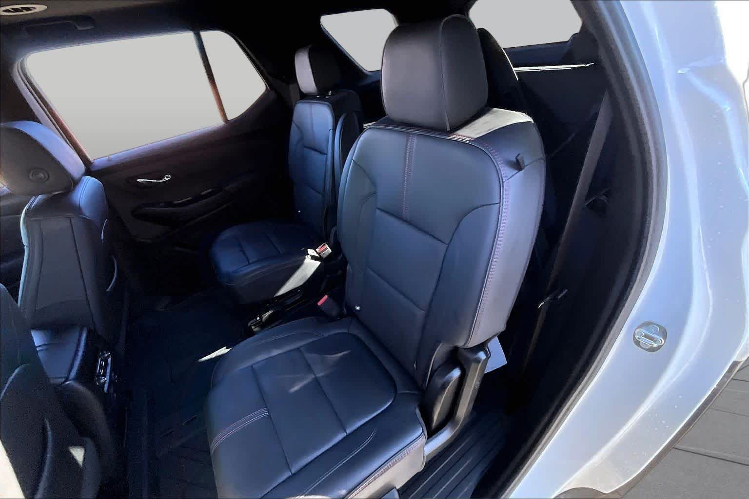 Used 2023 Summit White Chevrolet RS image 18