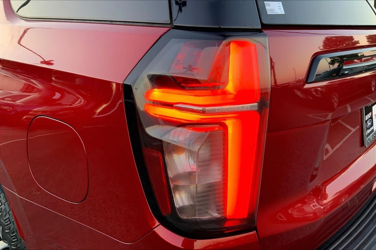 Used 2023 Radiant Red Tintcoat Chevrolet Z71 image 27