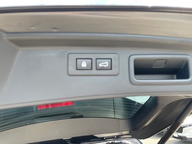 Used 2023 Gray Metallic Subaru Premium image 14