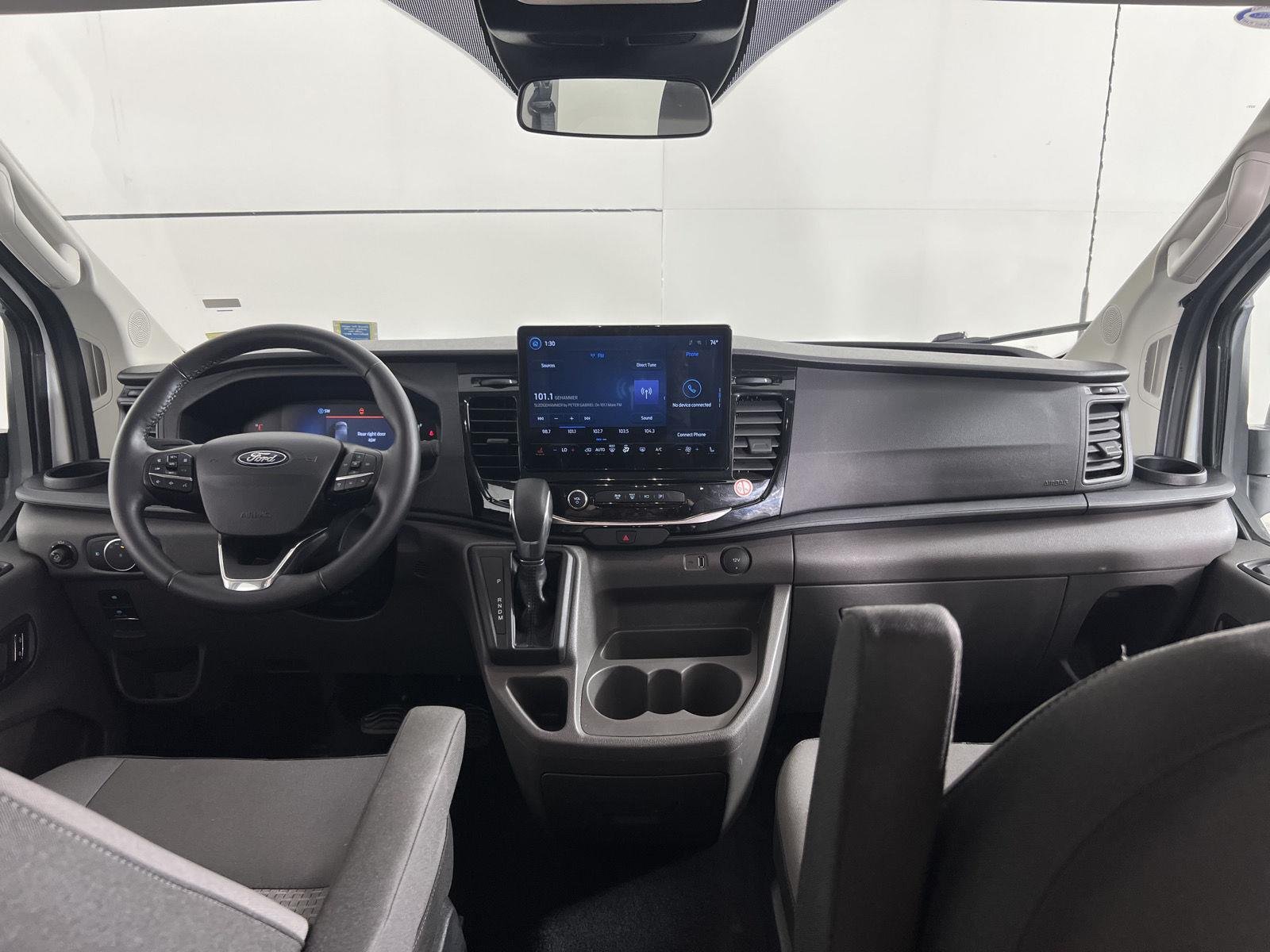Used 2026 Oxford White Ford 350 XLT image 3