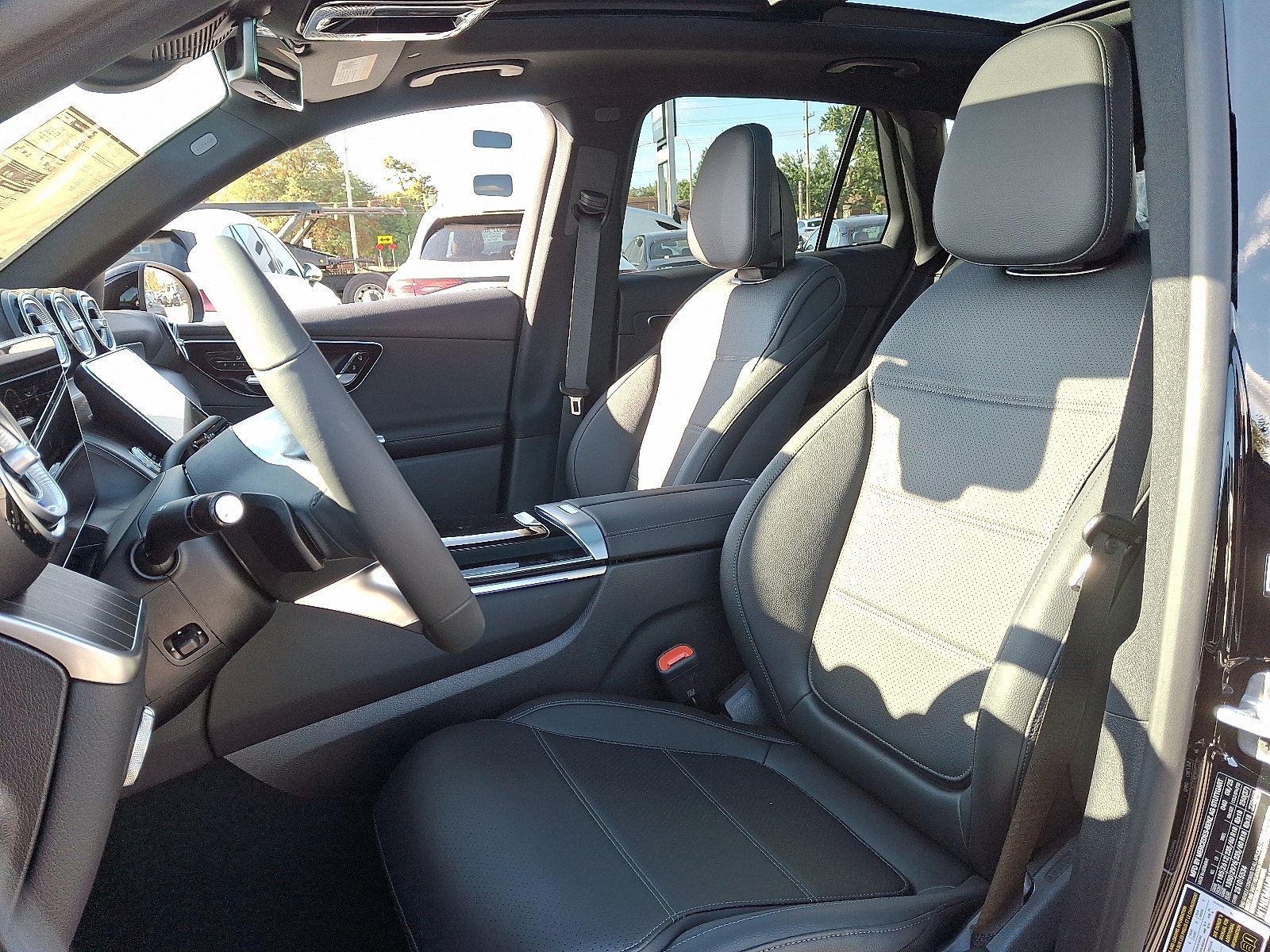 2026 Mercedes-Benz GLC Base - Photo 11