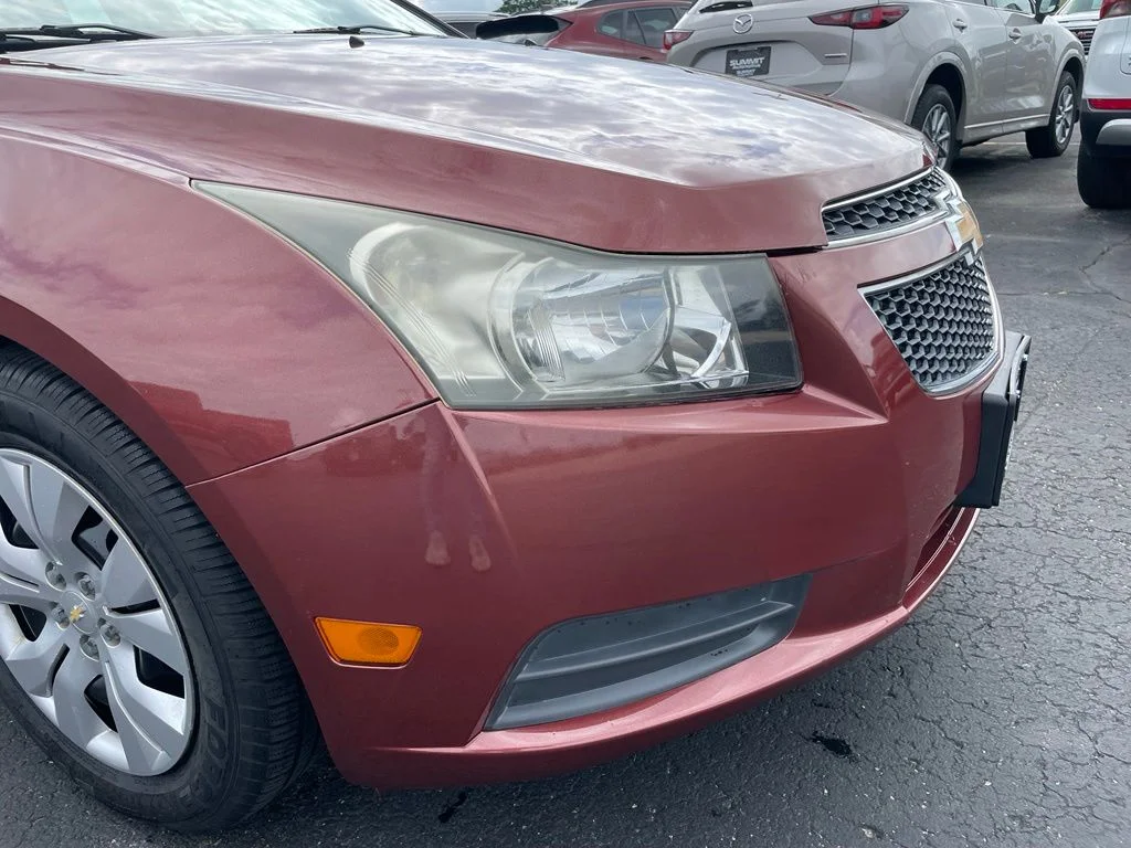 Used 2012 Autumn Metallic Chevrolet LS image 28