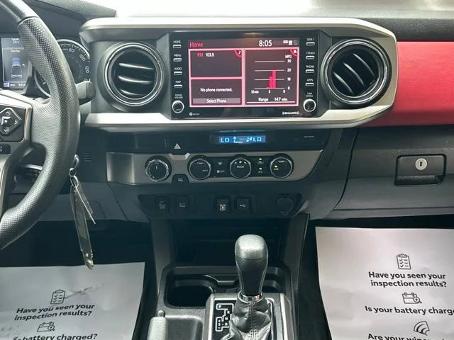 Used 2022 White Toyota SR5 image 46