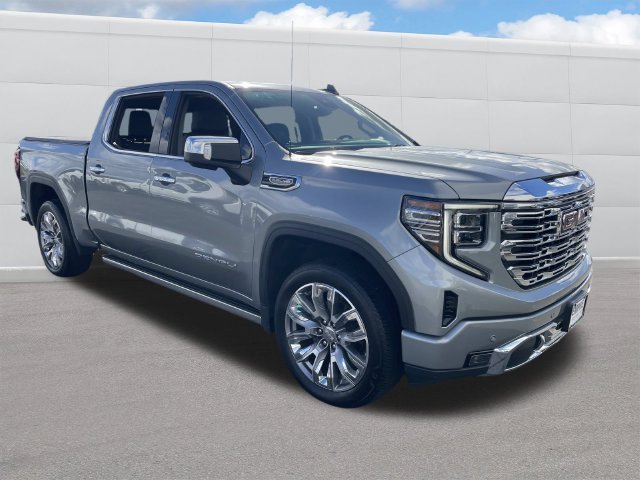 Used 2024 Sterling GMC Denali image 9