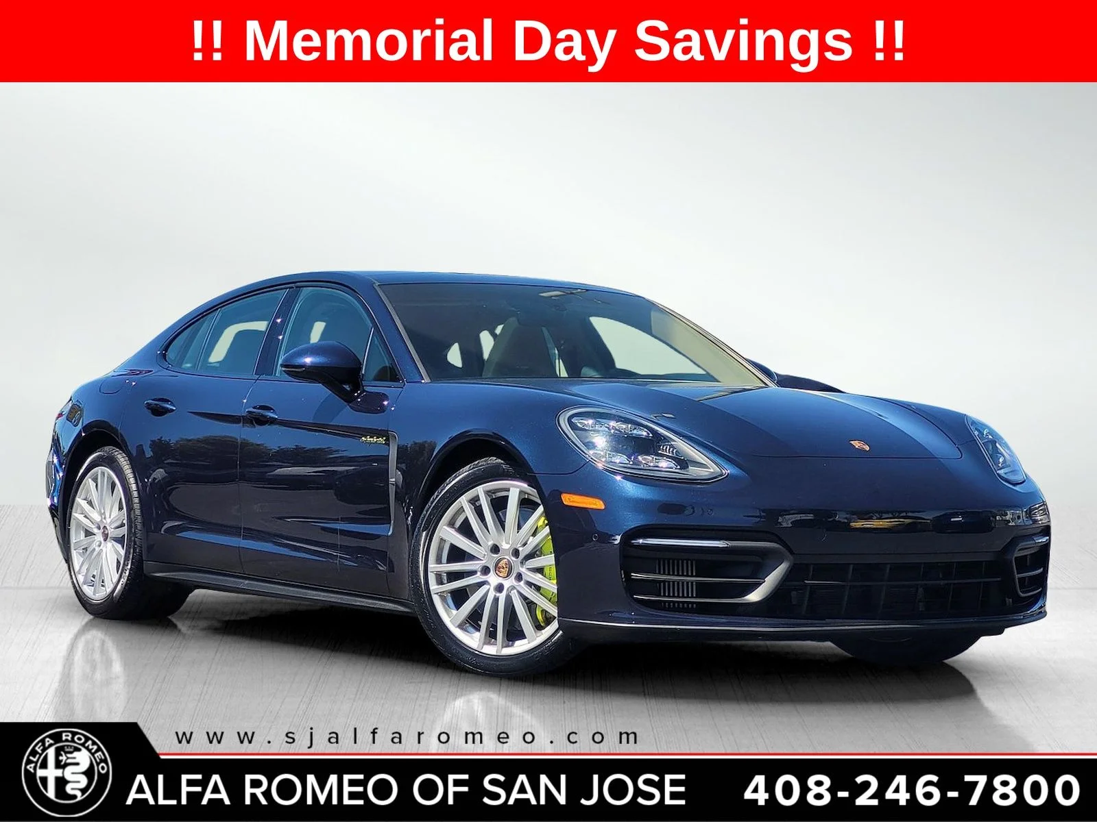 2022 Porsche Panamera 4 E-Hybrid's photo