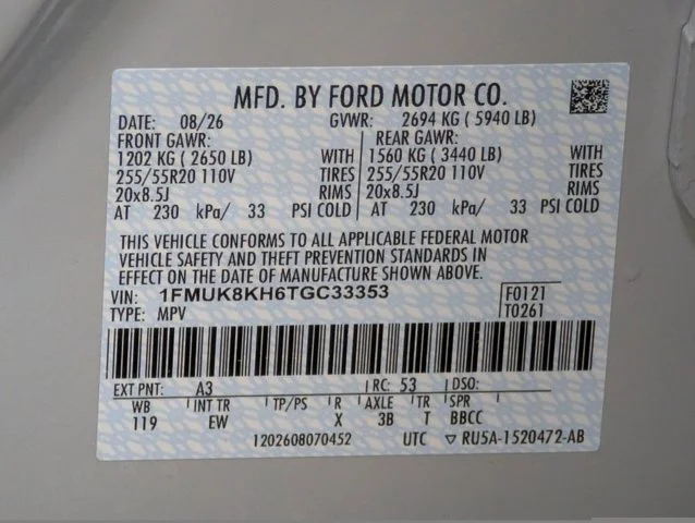 New 2026 Space White Metallic Ford ST-Line image 55