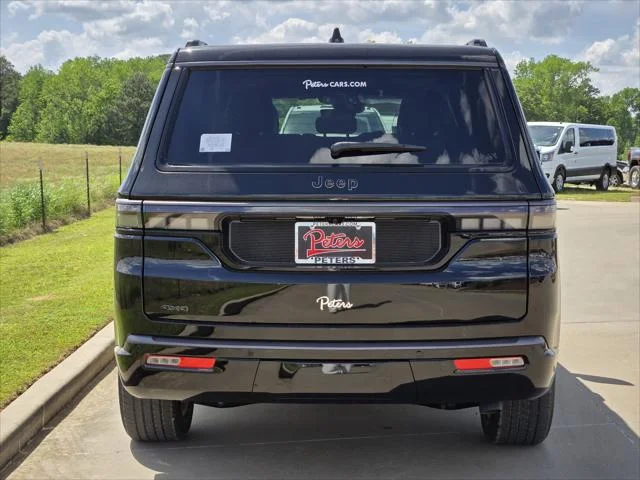 New 2026 High Gloss Black Exterior Paint Jeep Limited Altitude image 4