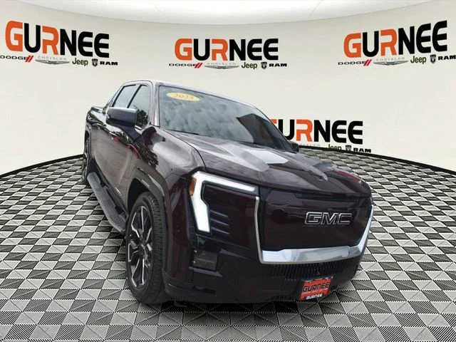Used 2025 Red GMC Denali image 10