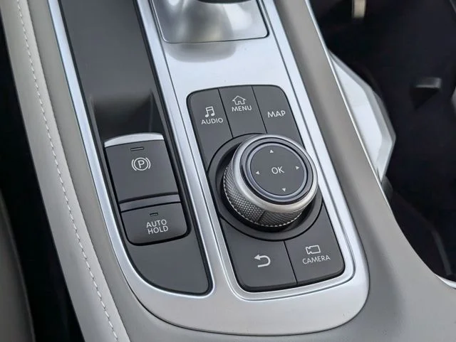 New 2027 HARBOR GRAY INFINITI LUXE image 18