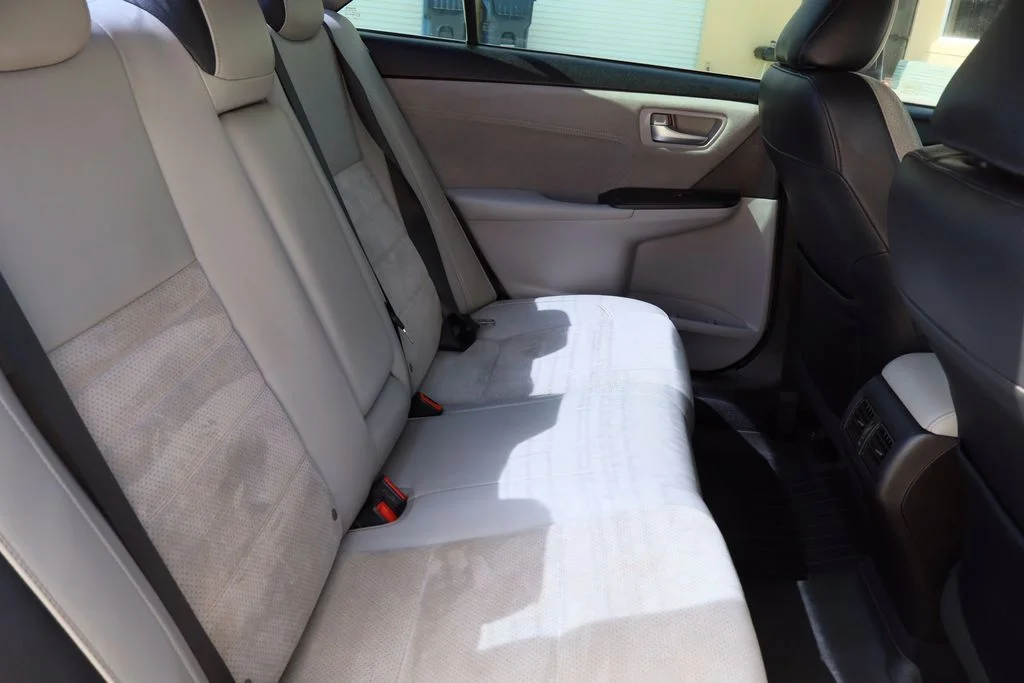 Used 2016 Gray Toyota XSE V6 image 25