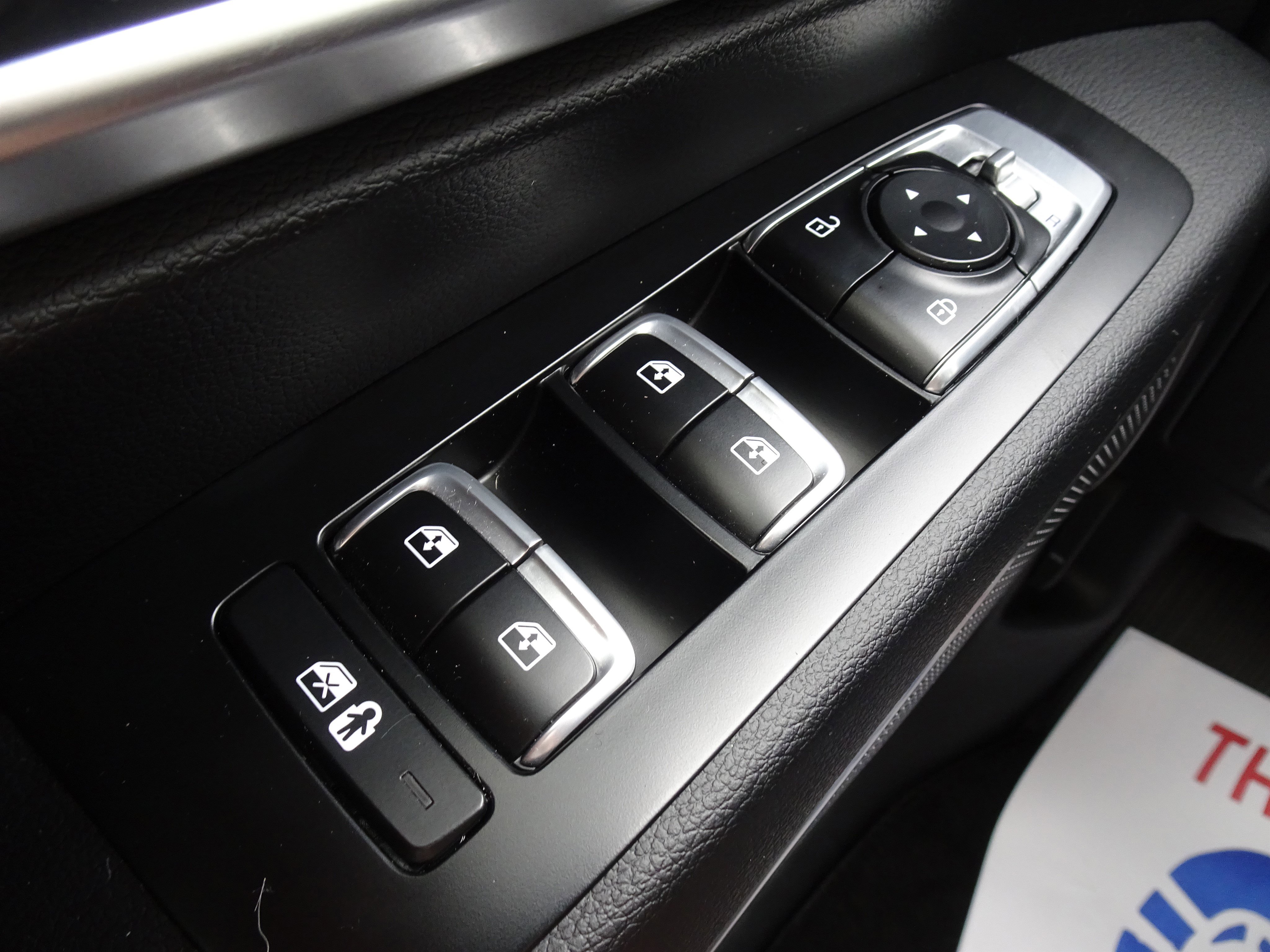 Used 2024 Glacial White Pearl Kia S image 24