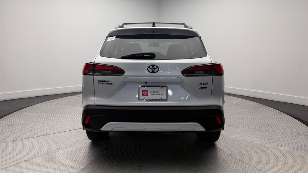 Used 2025 Beige Toyota XLE image 41