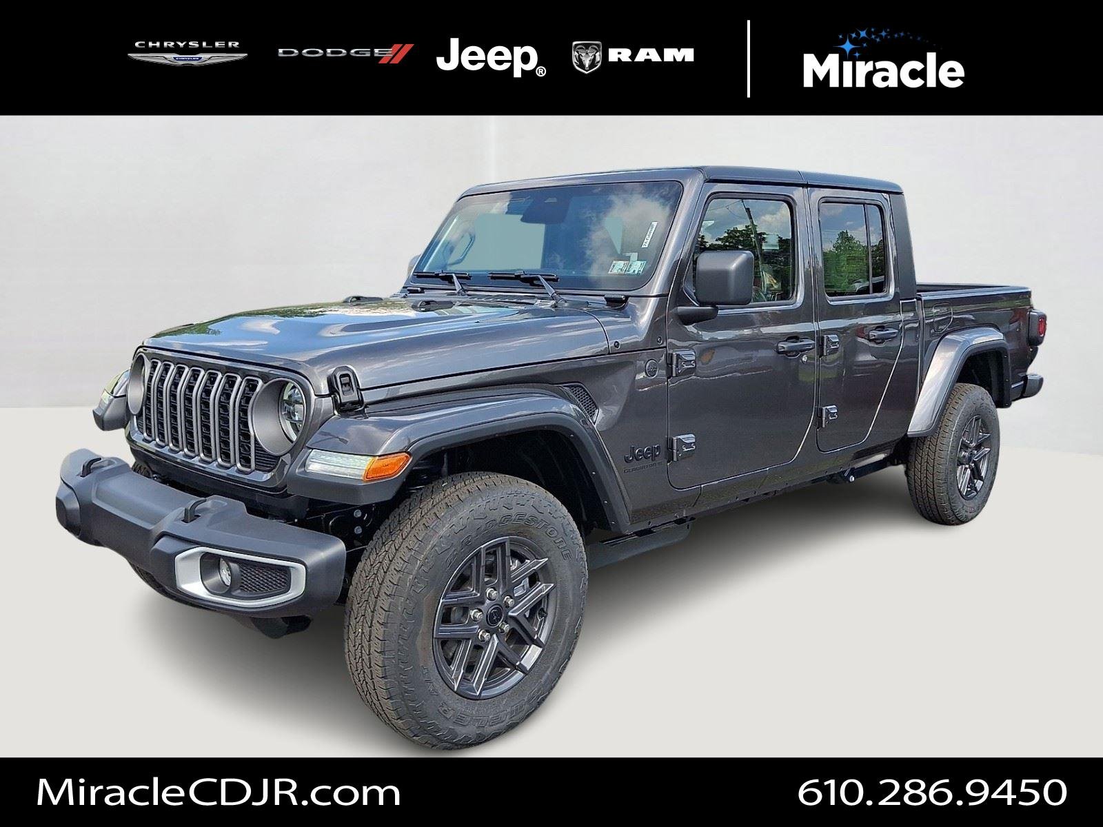 New 2026 Granite Crystal Metallic Clearcoat Jeep Sport S image 1