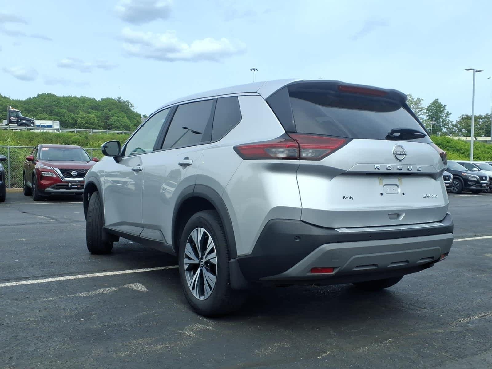 Certified Used 2023 Brilliant Silver Metallic Nissan SV image 7