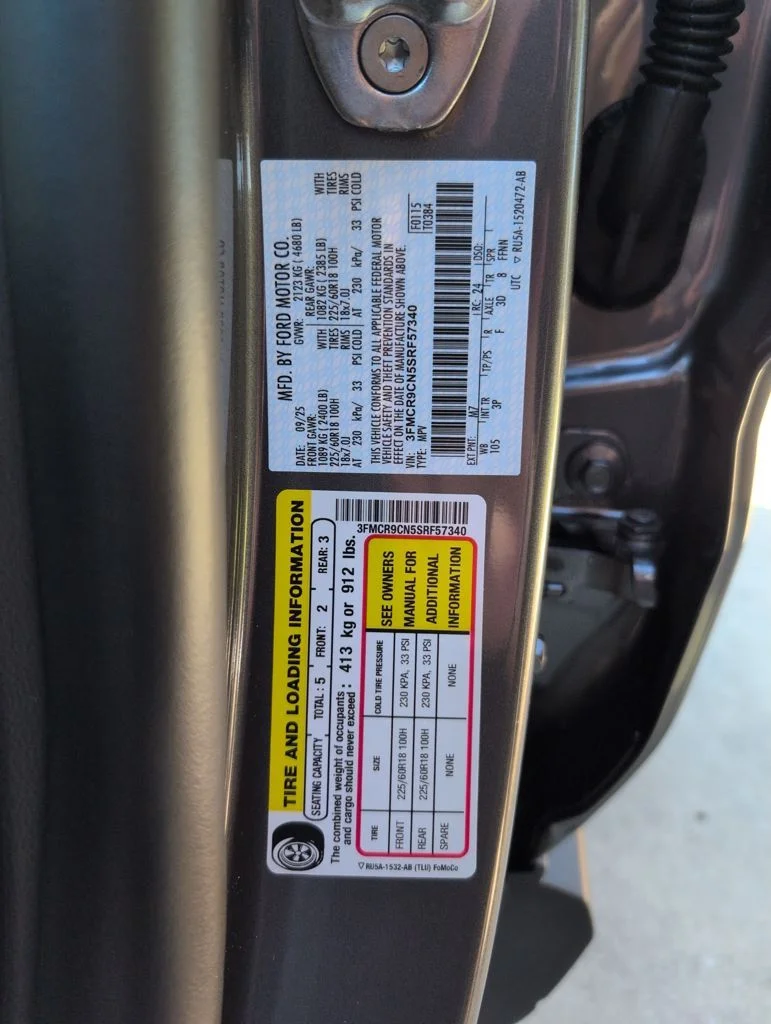 New 2025 Gray Ford Outer Banks image 35