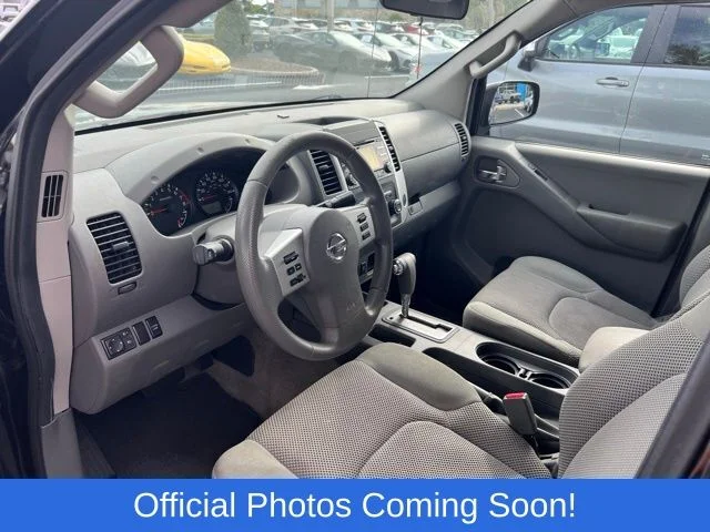 Used 2014 Black Nissan SV image 3