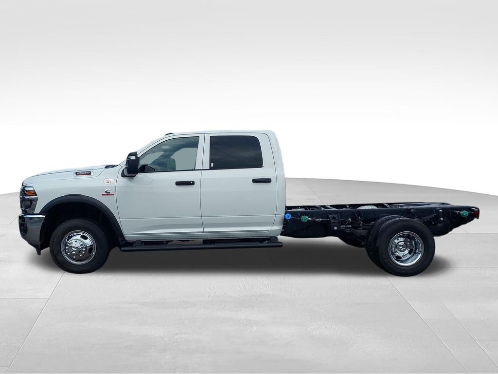 New 2026 Bright White Clearcoat RAM Tradesman image 2