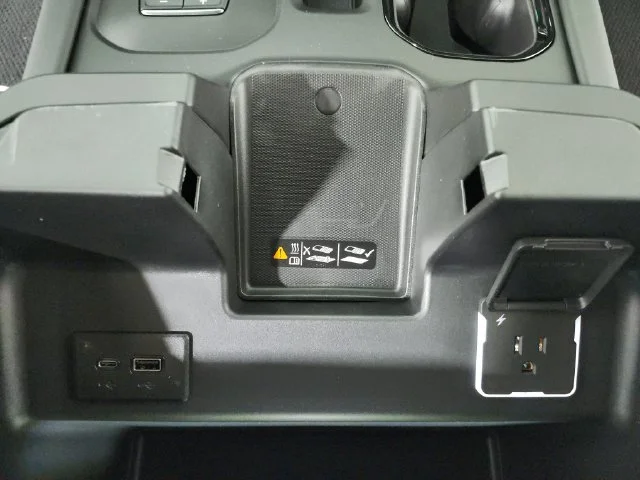 New 2026 Summit White GMC AT4X image 35