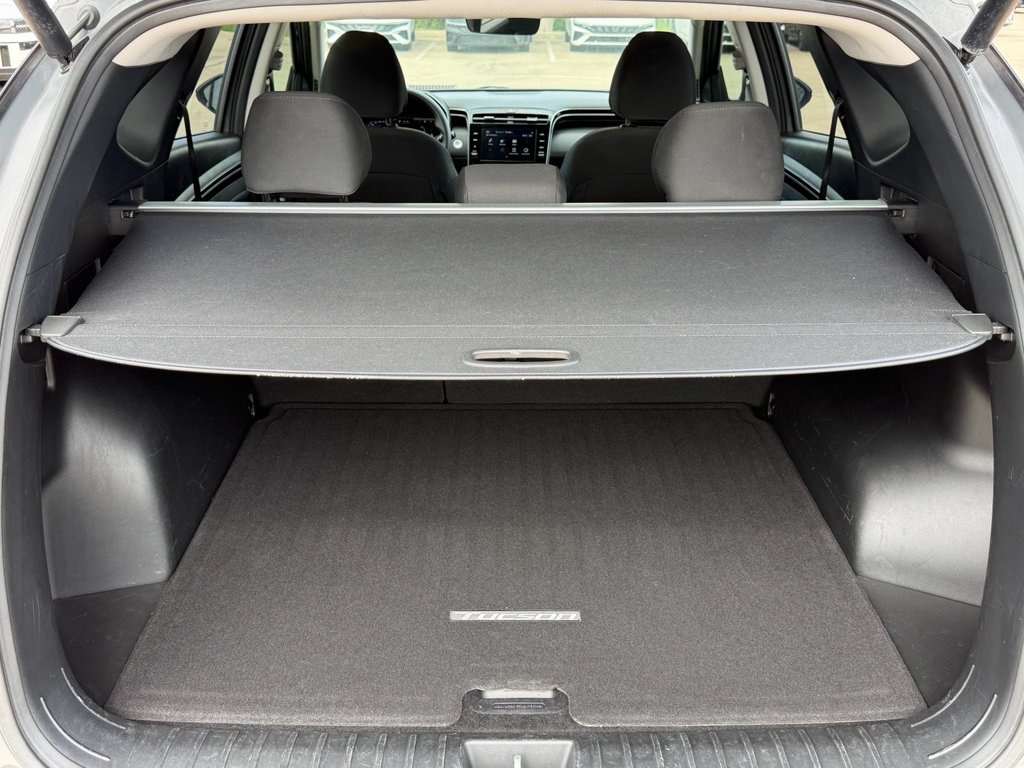 Used 2024 Hampton Gray Hyundai SEL image 31