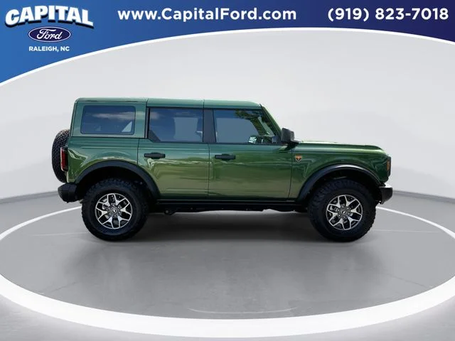 Used 2025 Green Ford Badlands image 9