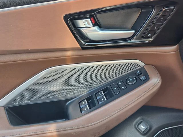 Used 2022 Black Acura Technology image 31