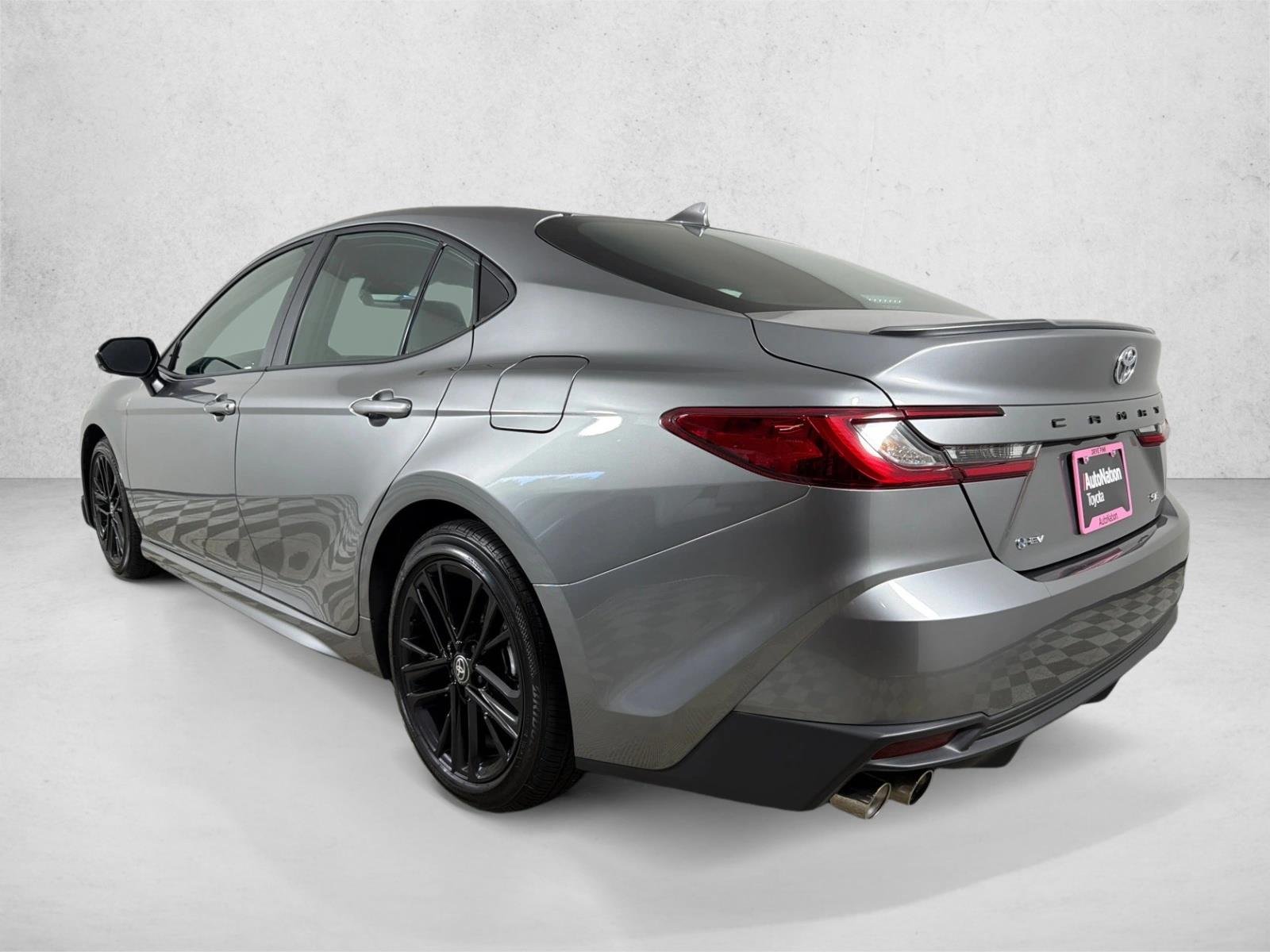 Used 2026  Toyota SE image 5