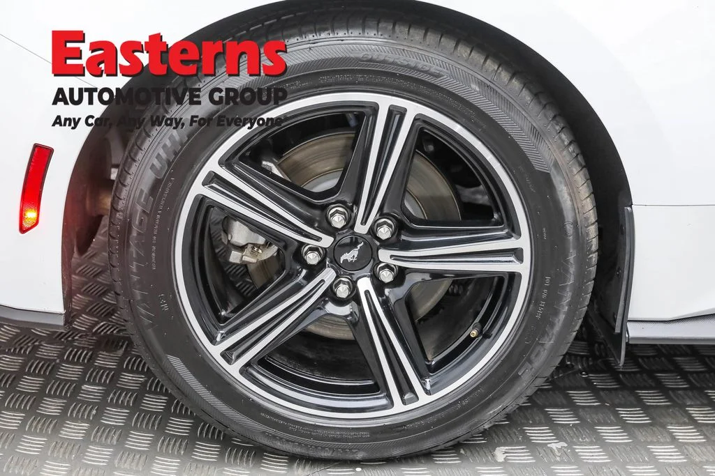 Used 2024 White Ford EcoBoost Premium image 28