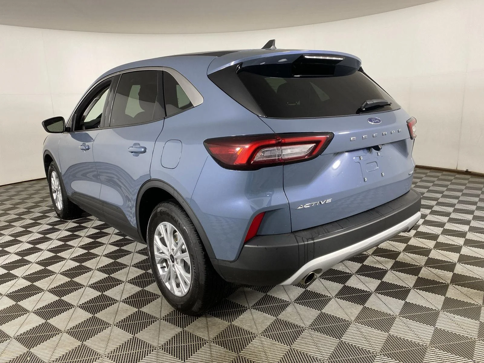 Used 2023 Bl Ford Active image 5