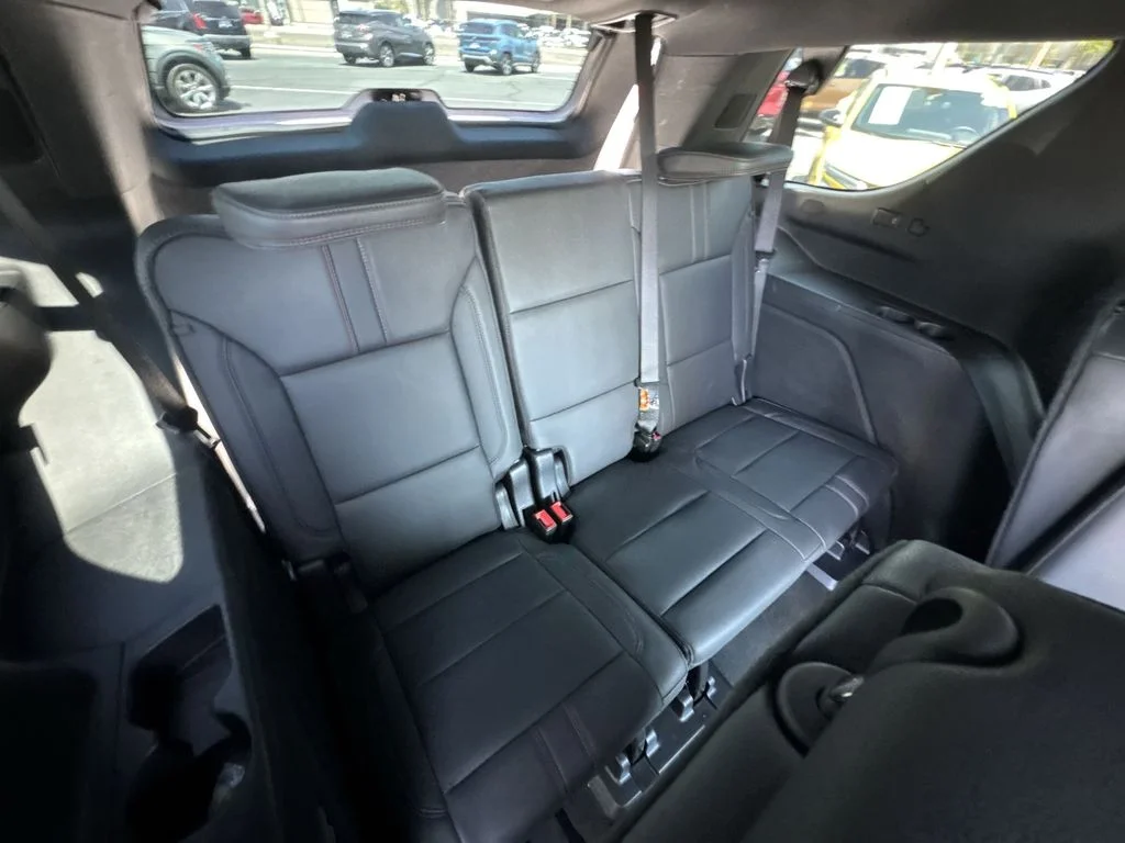Used 2025 Gray Chevrolet RST image 28