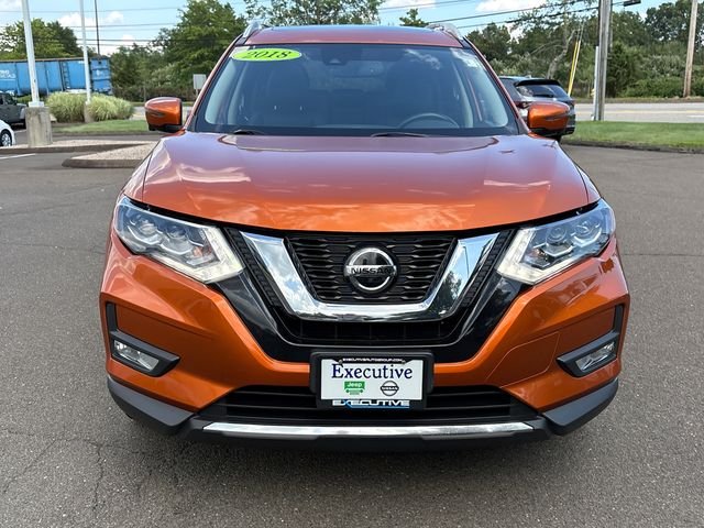 Used 2018 Orange Nissan SL image 6