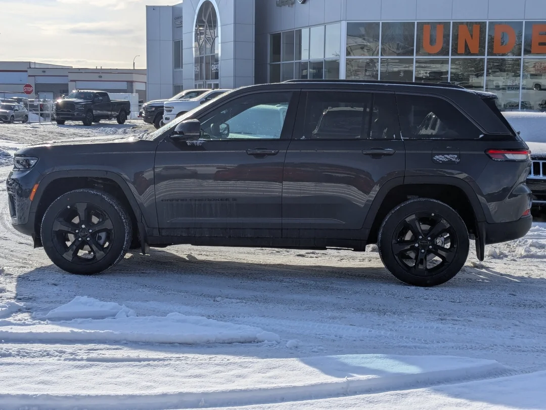 New 2026 Grey Jeep Altitude - - 4x4 - Altitude Appearance Pkg - Power Sunroof - 2.0L I4 Turbo & More! image 5